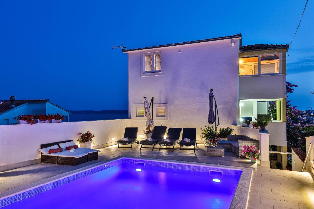 Apartments Villa Nea Leona Trogir Eksteriør billede