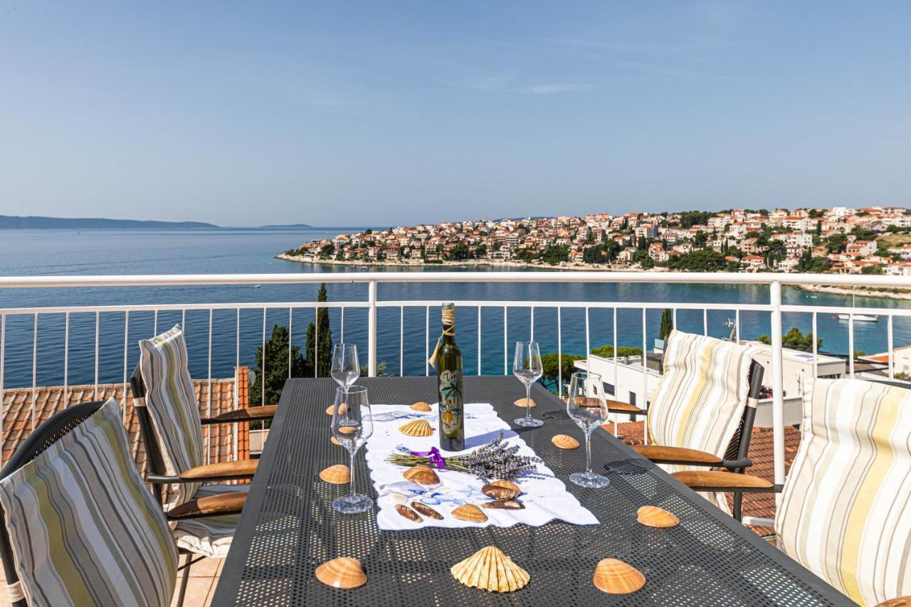 Apartments Villa Nea Leona Trogir Eksteriør billede