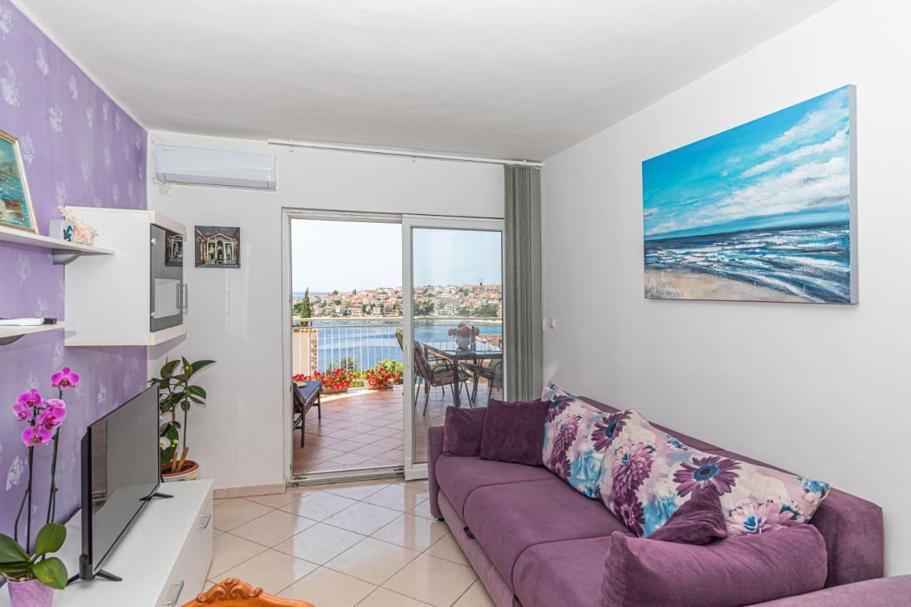 Apartments Villa Nea Leona Trogir Eksteriør billede