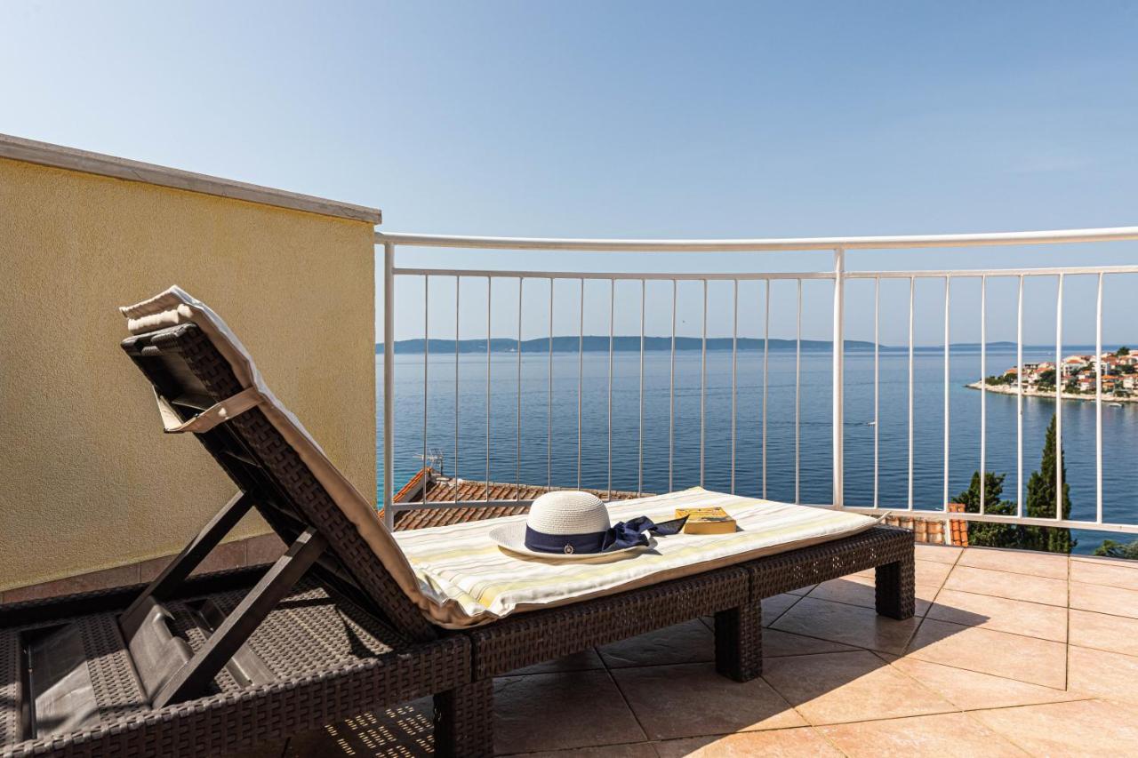 Apartments Villa Nea Leona Trogir Eksteriør billede