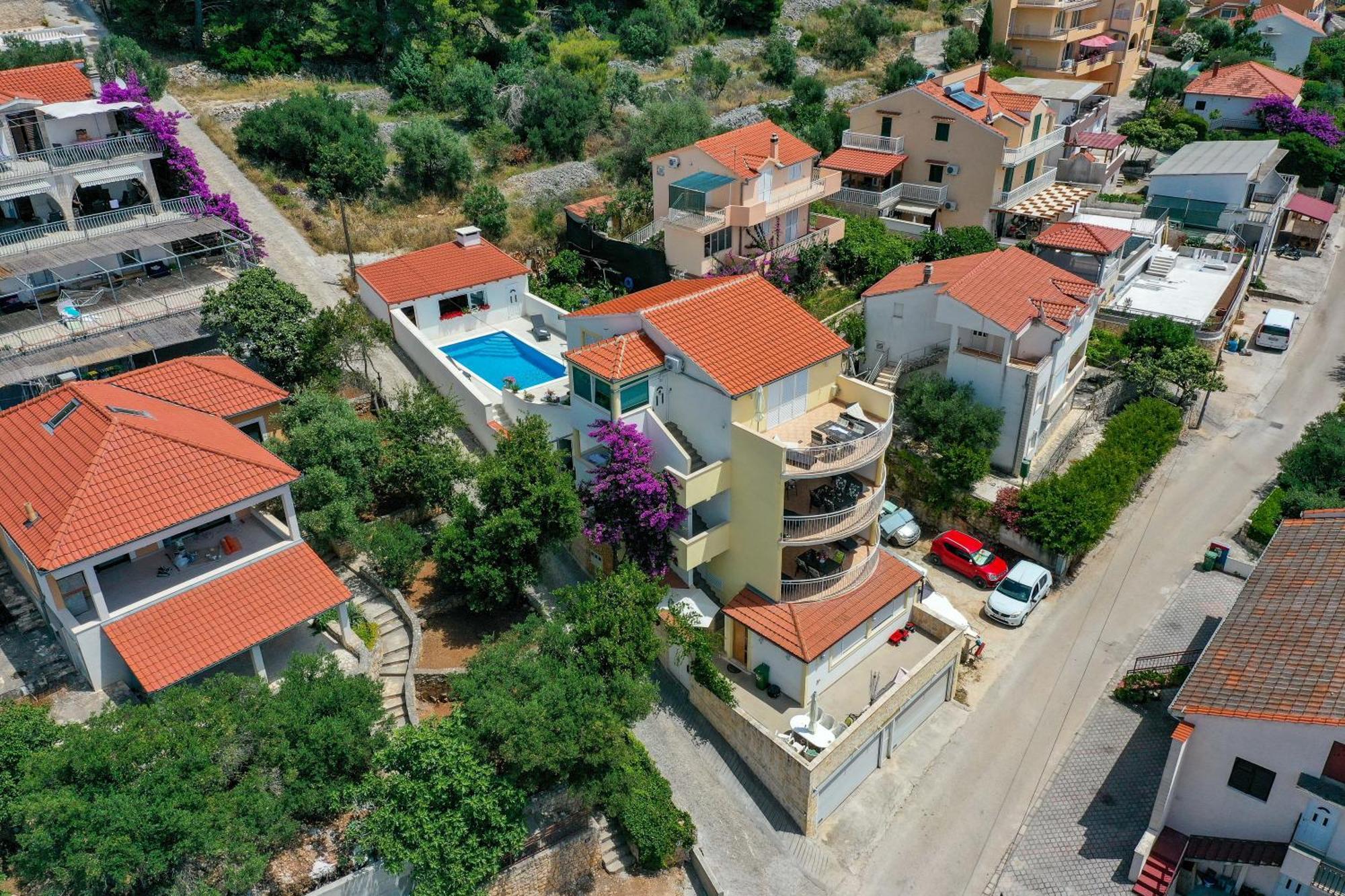 Apartments Villa Nea Leona Trogir Eksteriør billede